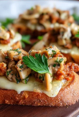 Crostini con salsiccia e funghi