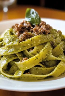 Tagliatelle verdi con ragù